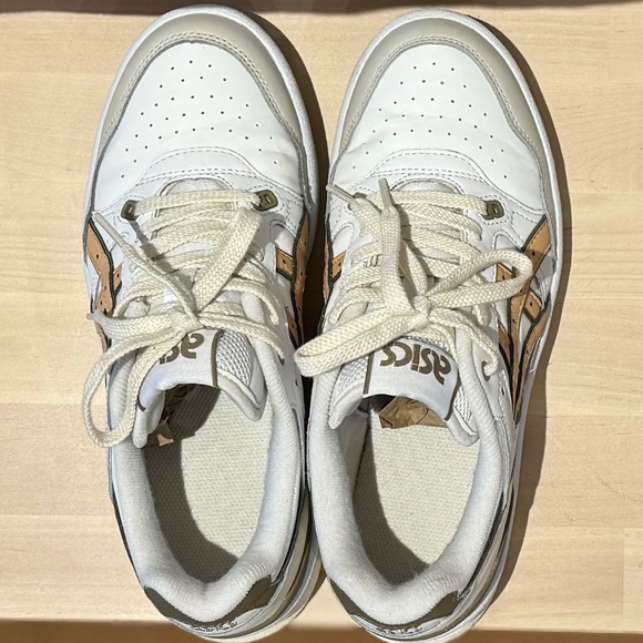 Asics new sneakers - Picture 4 of 5